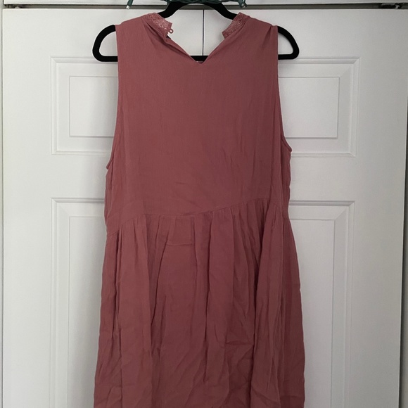 Francesca's Dress - Medium - Picture 2 of 3